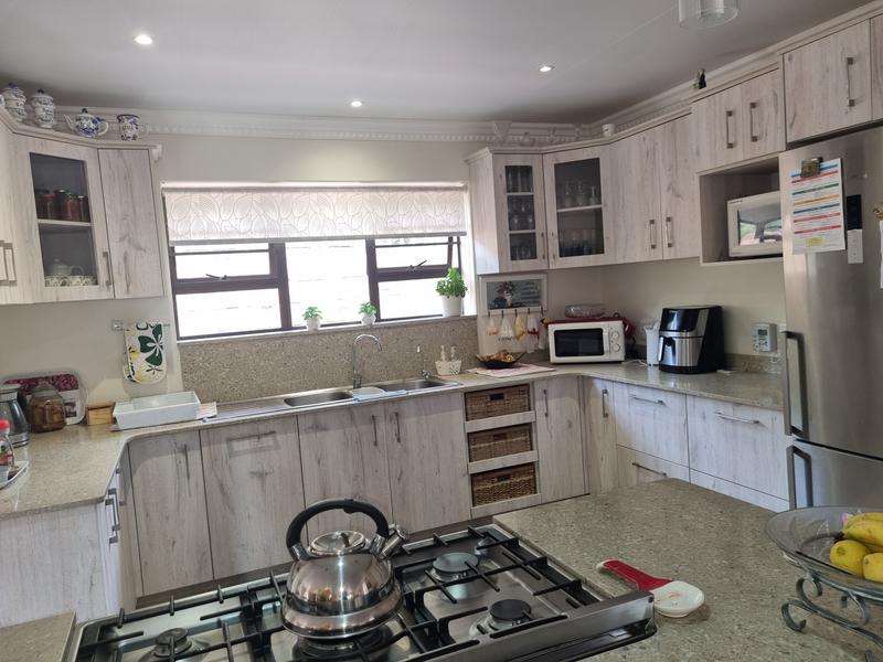 2 Bedroom Property for Sale in Hersham Western Cape